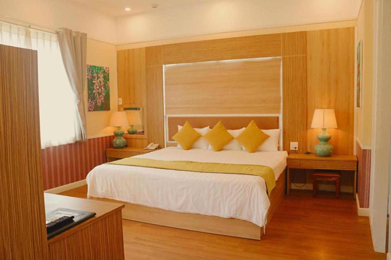 Sao Vang Hotel Bao Loc Exteriör bild